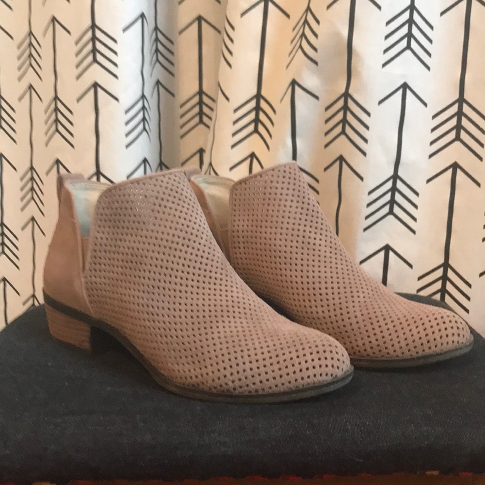BP. Faren Bootie